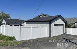 527 26th St, Lewiston, ID 83501