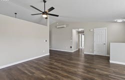 1608 NW 3RD St, BattleGround, WA 98604