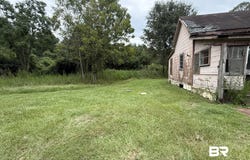 221 Perdido St, Atmore, AL 36562