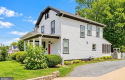 13 CEDAR Avenue, GAITHERSBURG, MD 20877