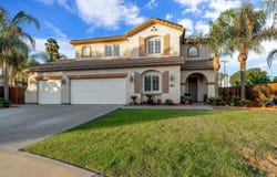 2097 N Zinfandel Drive, Hanford, CA 93230