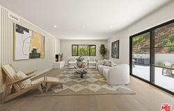 11268 Dona Lola Dr, Studio City, CA 91604