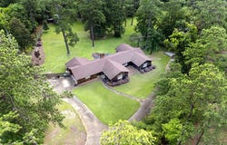 2052 Fox Ridge Road, Eufaula, AL 36027