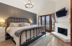 984 S Rim Crest Dr, Anaheim, CA 92807