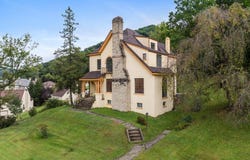 1409 National Rd, Wheeling, WV 26003