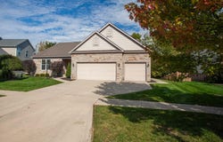 7742 Maple Run Lane, Powell, OH 43065