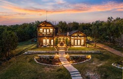124 Bluffview Circle, China Spring, TX 76633