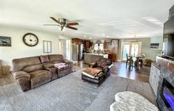 705 N Poplar St, Beloit, KS 67420