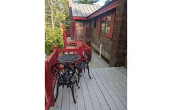 17 Cromwell Road, Westport Island, ME 04578