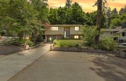 1306 E 18th Ave, Spokane, WA 99203
