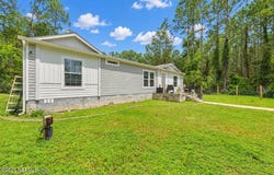 676 S COUNTY ROAD 315, Interlachen, FL 32148