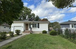331 Sherwood Drive, Cliffwood Beach, NJ 07735