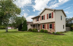 2910 Northbridge Dr, Racine, WI 53404