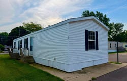 609 N Morton St, Saint Johns, MI 48879
