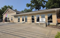 403 S Springfield Avenue, Bolivar, MO 65613
