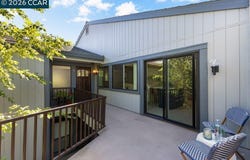 3674 Rossmoor Pkwy, Walnut Creek, CA 94595