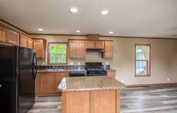 911 S FRONTIER TRAIL, Mandan, ND 58554