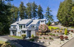 601 TELEGRAPH Dr, CoosBay, OR 97420