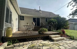 125 Maple Drive, Mediapolis, IA 52637