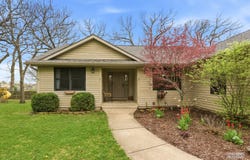 27 Hickory Loop Drive, Sandwich, IL 60548