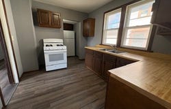 566 Sumner Street, Akron, OH 44311