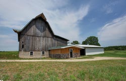6401 E M-113, KINGSLEY, MI 49649