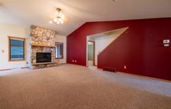 102 AQUILA CT N, Eagle River, WI 54521
