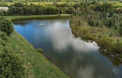 407 KILLARNEY Lane, Smithville, MO 64089