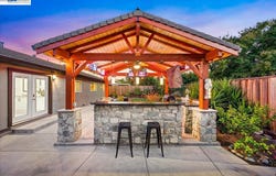 533 Cinnabar Dr, Livermore, CA 94550