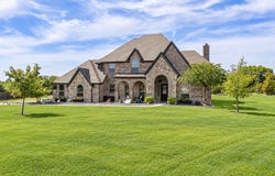 4111 Roberts Lane, Midlothian, TX 76065