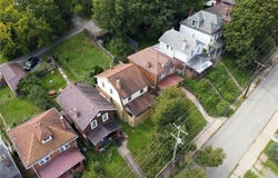 924 Woodbourne Avenue, Brookline, PA 15226