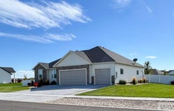 857 Oak Hill Way, Rexburg, ID 83440