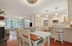 45 Surrey Dr, Mansfield, MA 02048