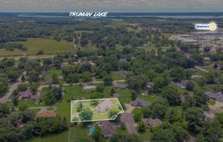 102 S Tracy Drive, Clinton, MO 64735