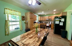 67 Pine Mountain Road, Campton, KY 41301