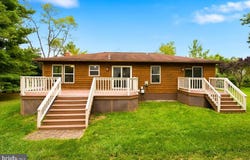 409 SUNSET Circle, CROSS JUNCTION, VA 22625