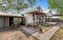 798 County Road 367, Lott, TX 76656