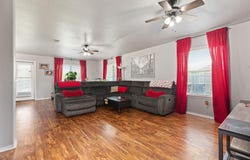327 Comal Run, Hutto, TX 78634