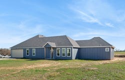 715 County Road 4599, Boyd, TX 76023