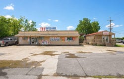 830 Canal Street, Jeanerette, LA 70544