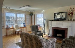 904 Apperson Dr, Salem, VA 24153