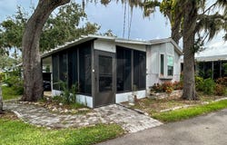 31 Riverview Dr, Ellenton, FL 34222