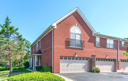 1002 Kensington Drive, Northbrook, IL 60062