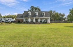 119 Sunset Hills Drive, Florence, MS 39073