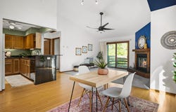 15 Hickory Hollow Drive, Madison, WI 53705