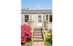 511 STONEHENGE AVE, CHARLOTTESVILLE, VA 22902