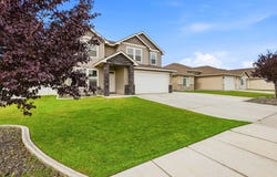 8215 Ashen Dr, Pasco, WA 99301