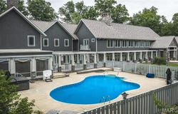 1474 CR 725 E, Sullivan, IL 61951