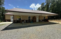 1561 Coon Hollow Rd, Sunbright, TN 37872