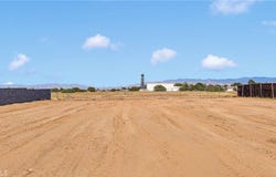 Afton, Hesperia, CA 92345